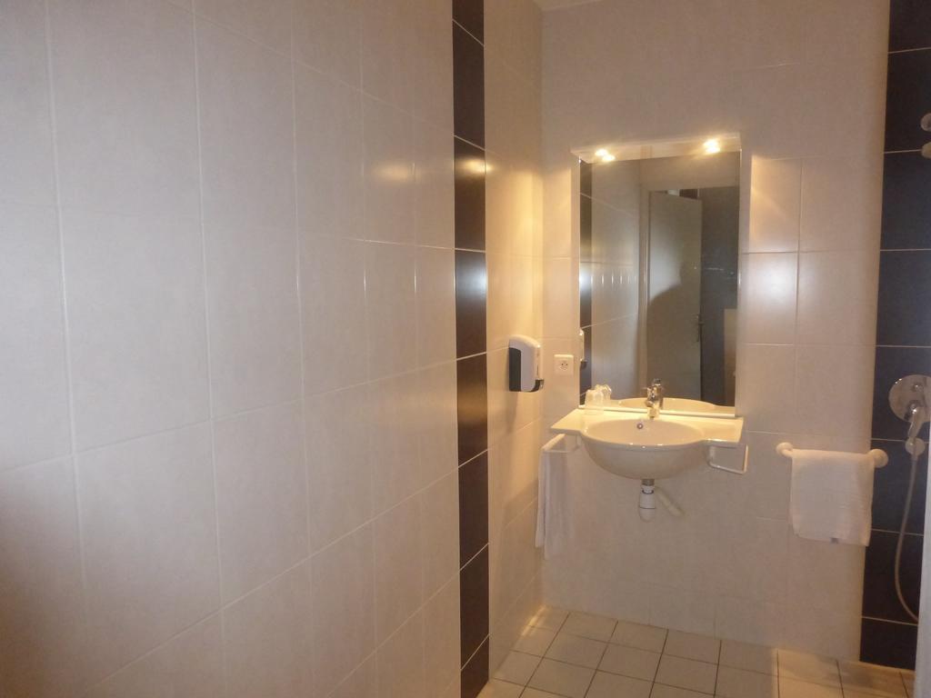 La Godiniere Hotel Atacames Buitenkant foto